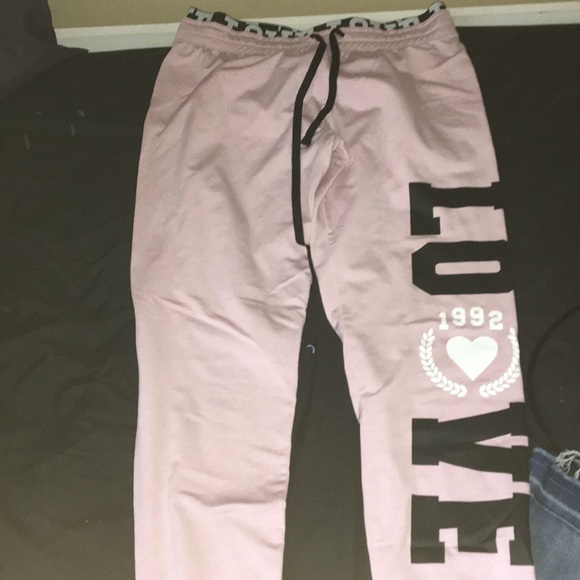 Sweats - Picture 1 of 1
